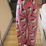 Nuevo Pijama femenino Hello Kitty de flanela estilo Y2k photo review